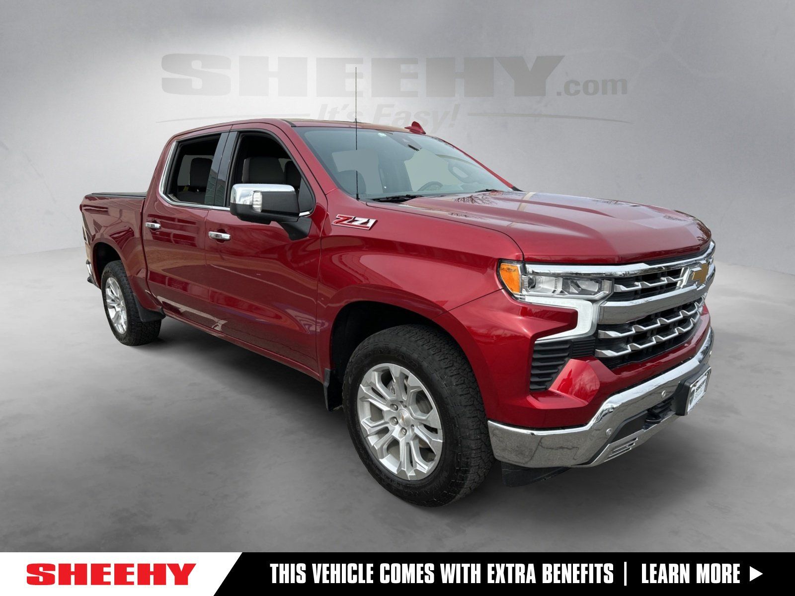 2023 Chevrolet Silverado 1500 LTZ Crew Cab 4WD