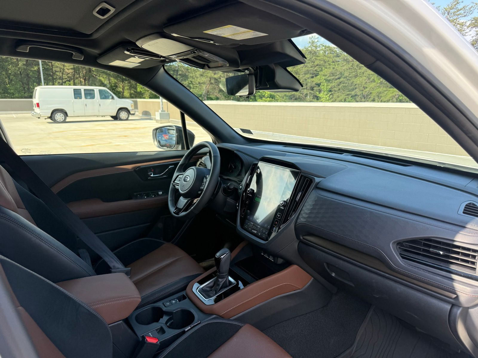 Used 2025 White Subaru Touring image 33