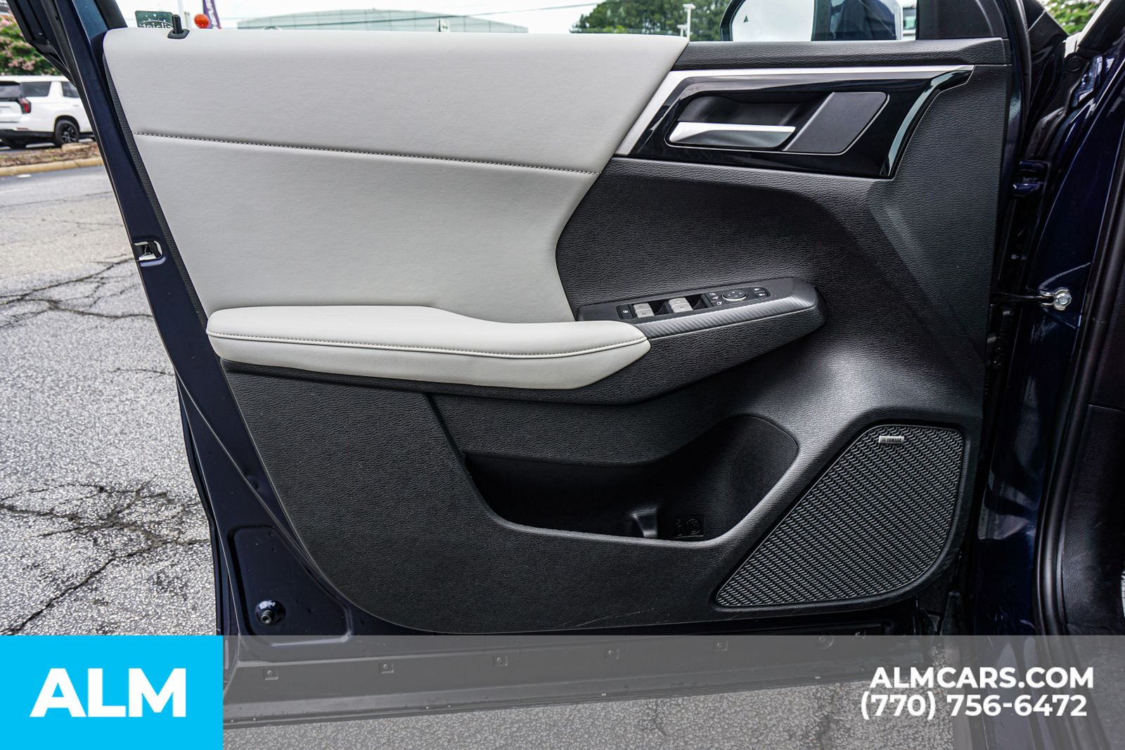 Used 2025 Blue Mitsubishi SE image 51