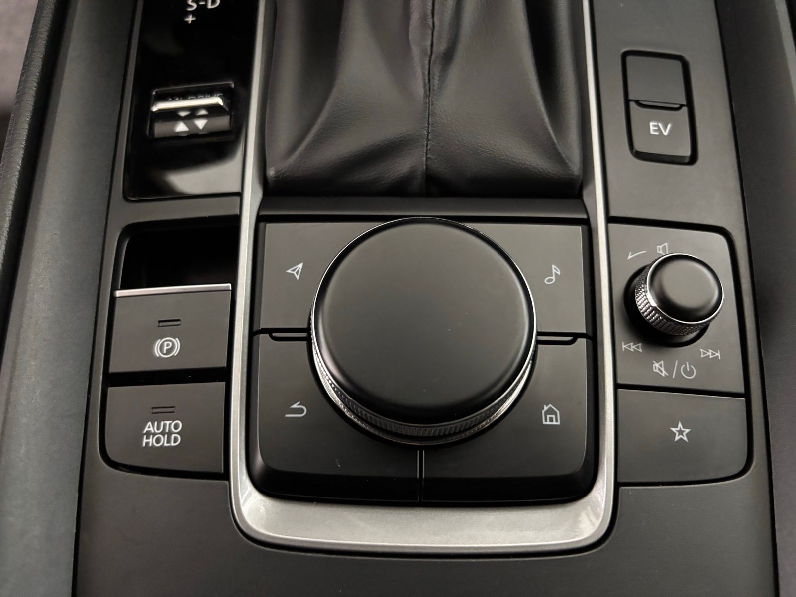 Used Car 2025 Mazda Cx-50 Hybrid  Utility Preferred All Wheel Drive For Sale Under $30,000 In Austin, Texas