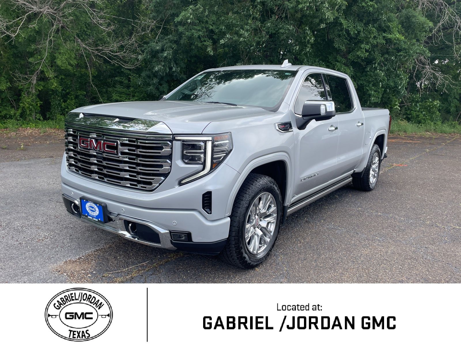 Quicksilver Metallic 2022 GMC Sierra 1500 Denali Crew Cab 4WD Pickup Truck Four-Wheel Drive Automatic