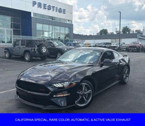 Mischievous Purple Metallic 2022 Ford Mustang Coupe Rear-Wheel Drive Automatic