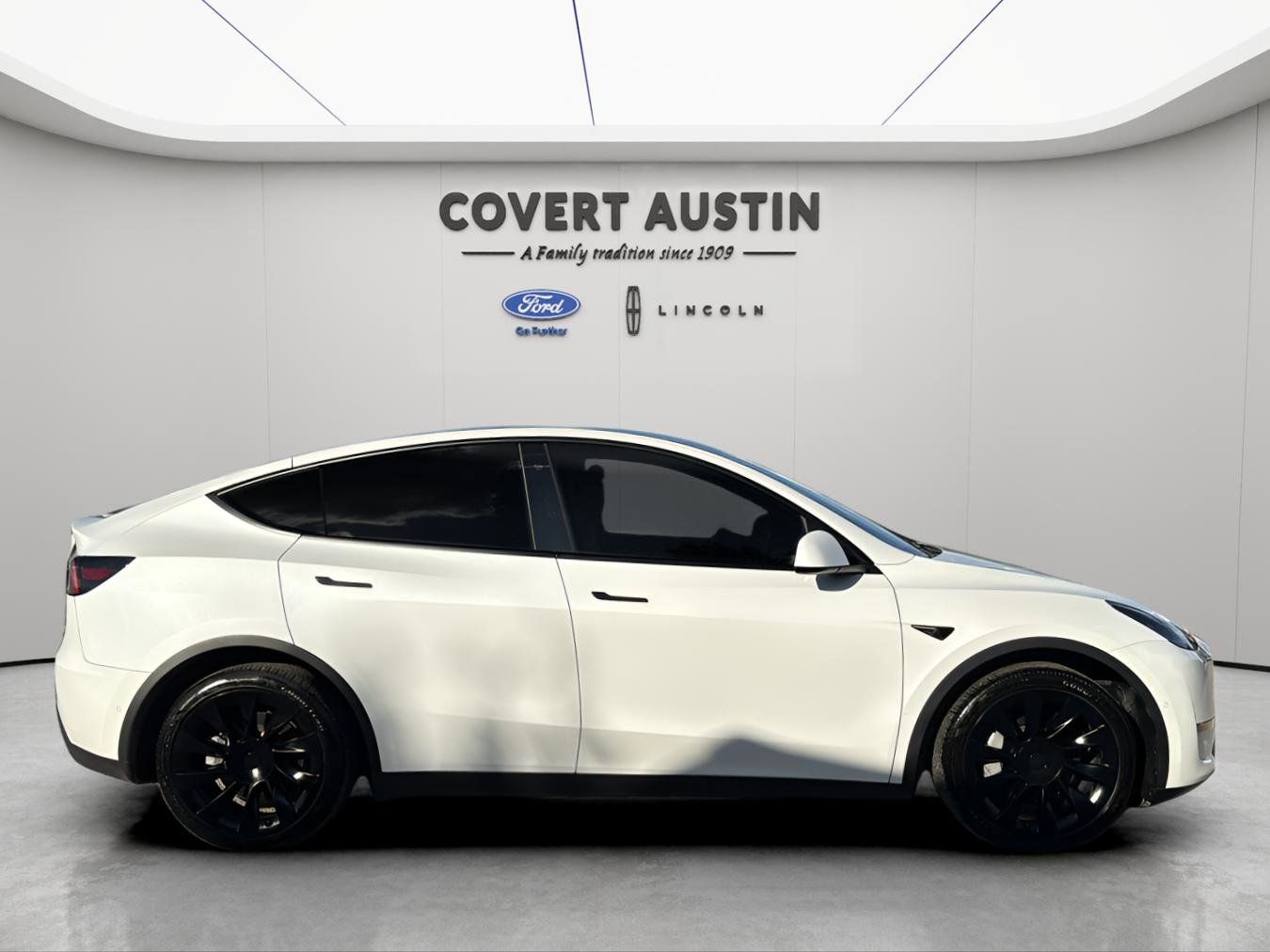 Used Car 2021 Tesla Model Y  Long Range For Sale Under $30,000 In Austin, Texas