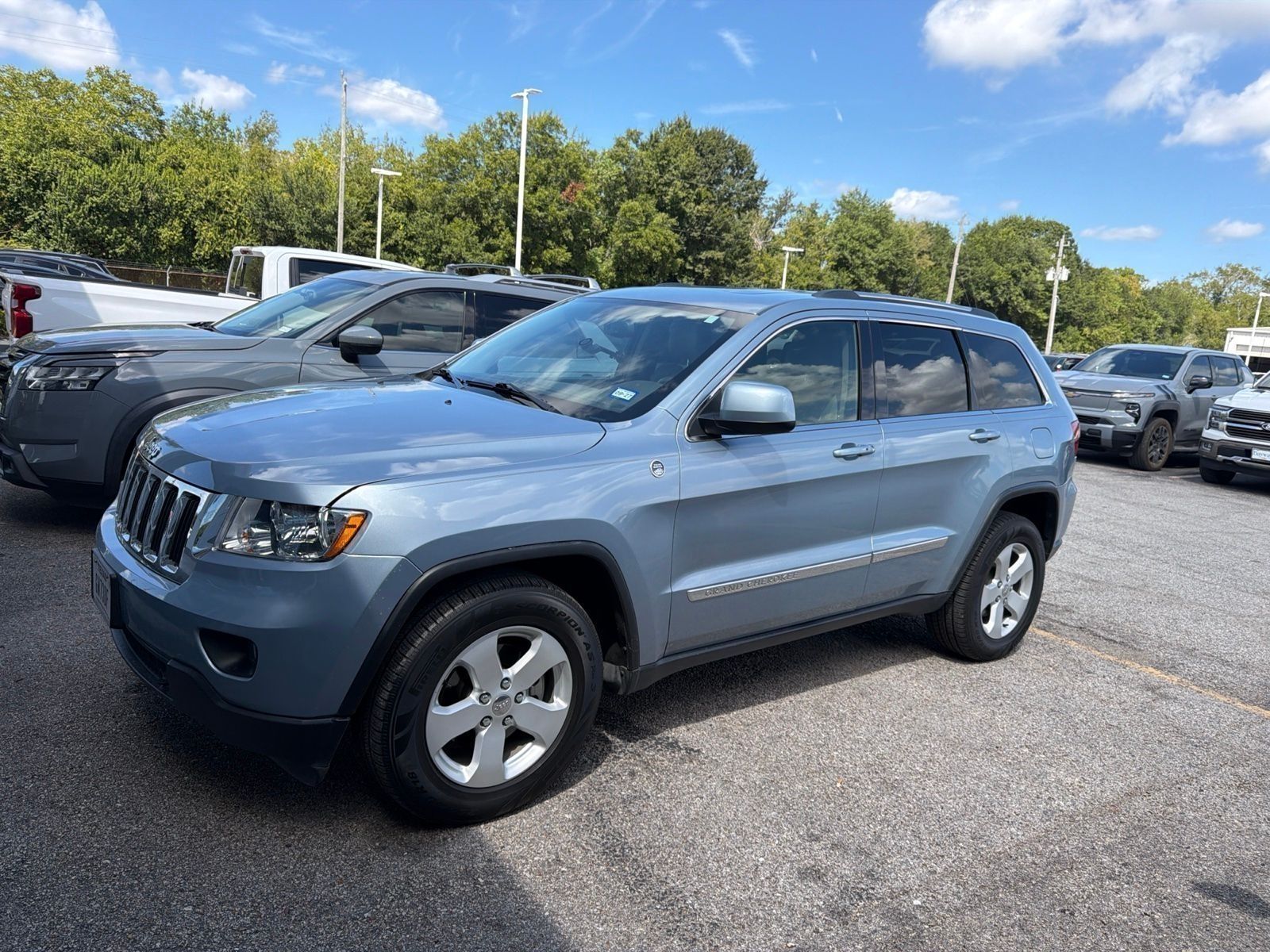 Winter Chill Pearlcoat 2013 Jeep Grand Cherokee SUV / Crossover Four-Wheel Drive 5-Speed Automatic