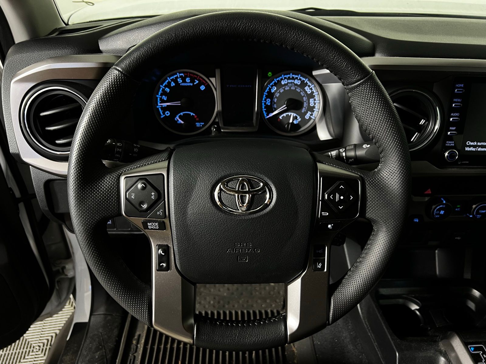 Thumbnail: 2023 Toyota Tacoma - 9