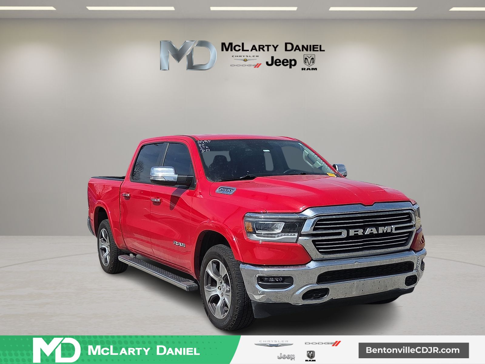 2022 RAM 1500 Laramie Crew Cab 4WD