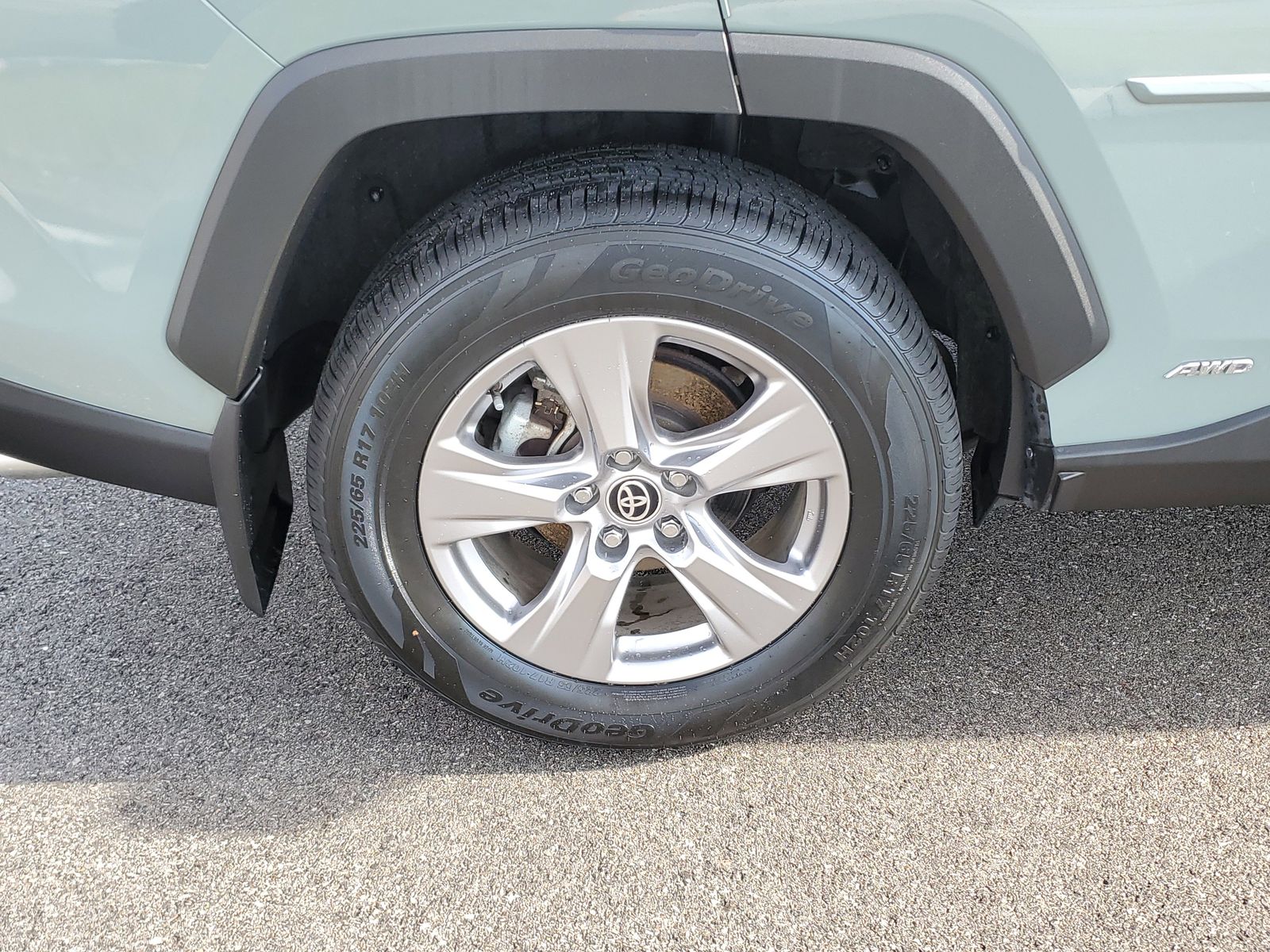 View vehicle photo 5