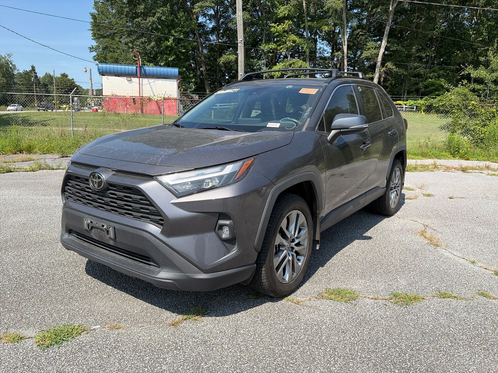 2022 Toyota RAV4 XLE Premium - Photo 2