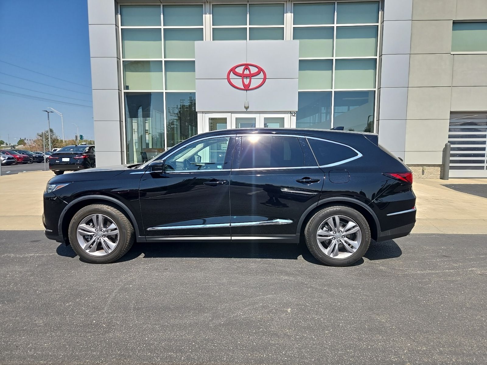 2023 Acura MDX Base - Photo 10