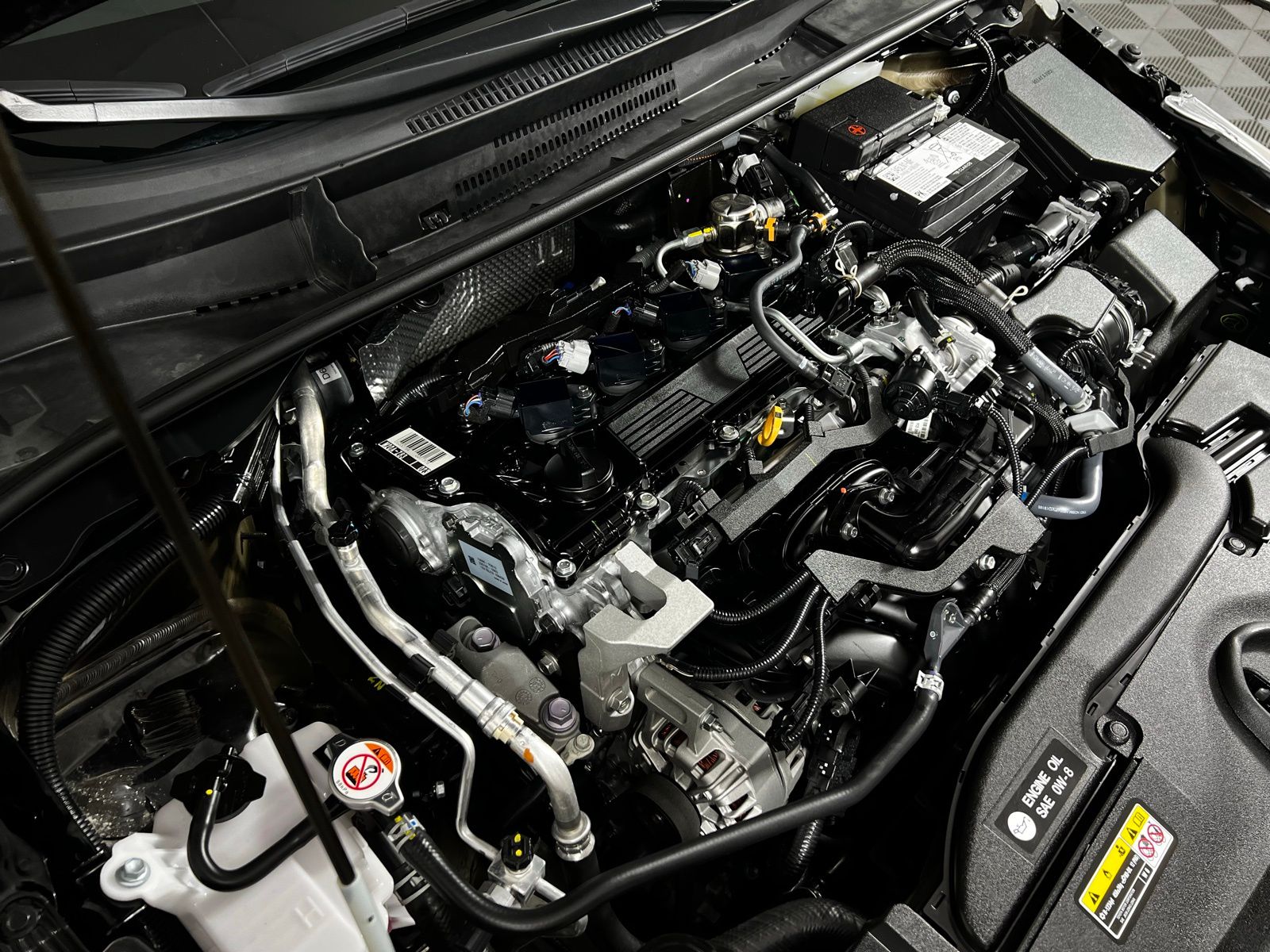 Thumbnail: 2025 Toyota Corolla - 10