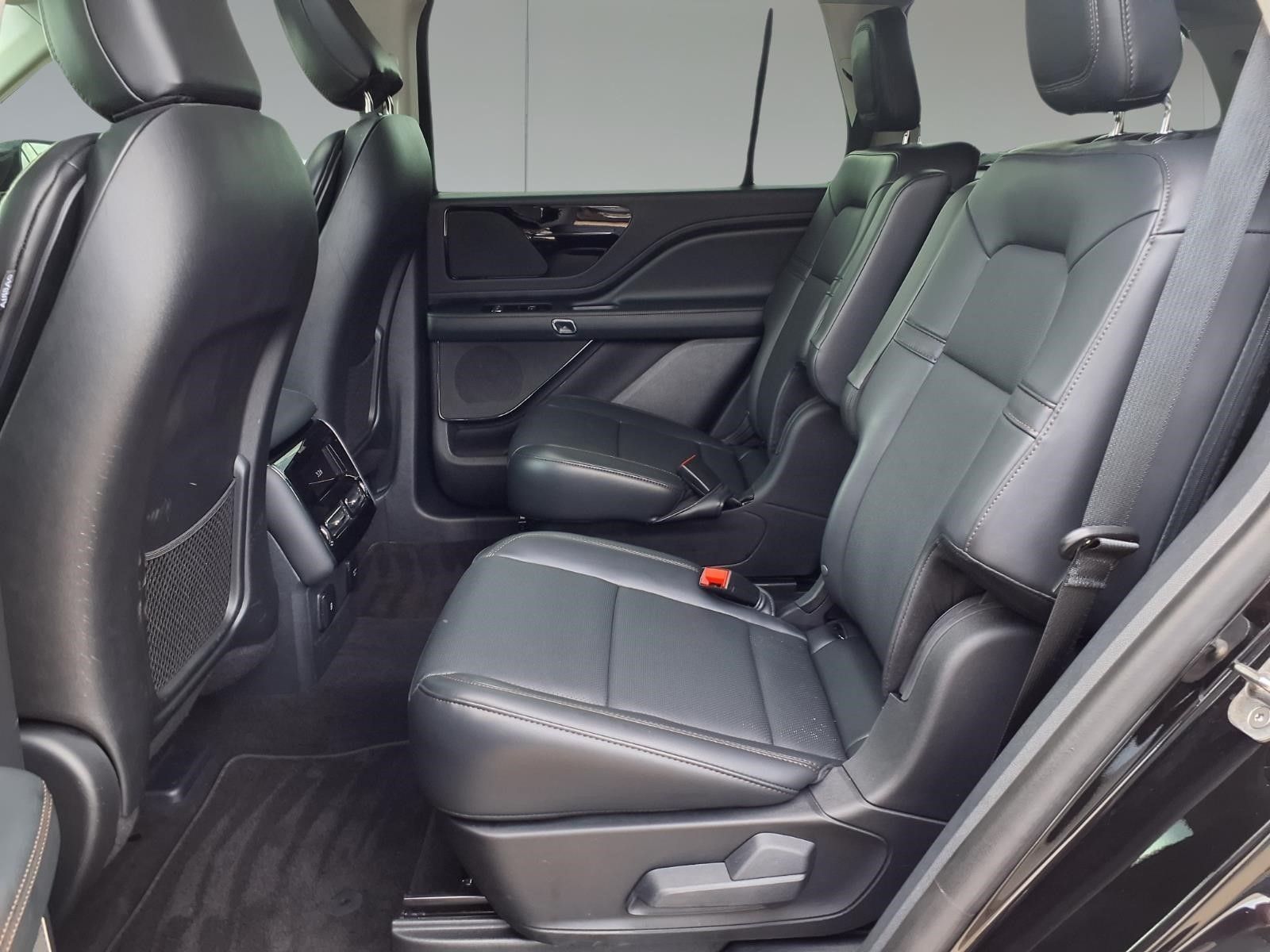 2025 Lincoln Aviator Premiere Black at Don McGill Toyota