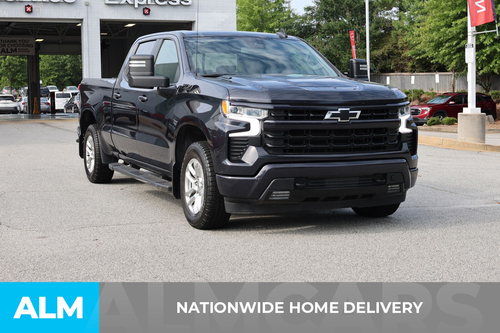 2024 Chevrolet Silverado 1500 RST photo 2