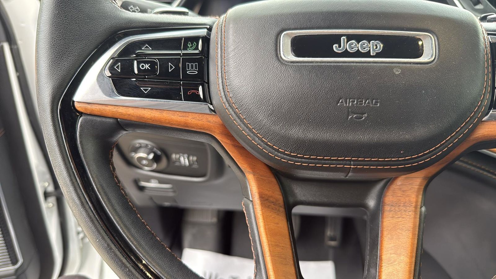 Used Car 2021 Jeep Grand Cherokee L  Summit For Sale Under $35,000 In Austin, Texas
