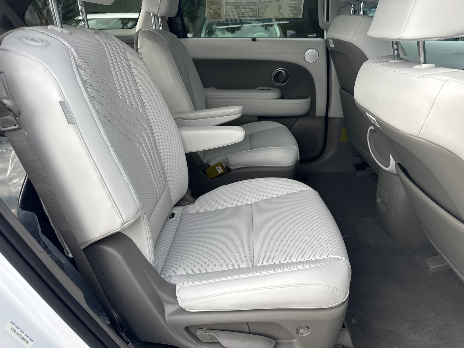 New 2026 White Hyundai Blue SEL image 16