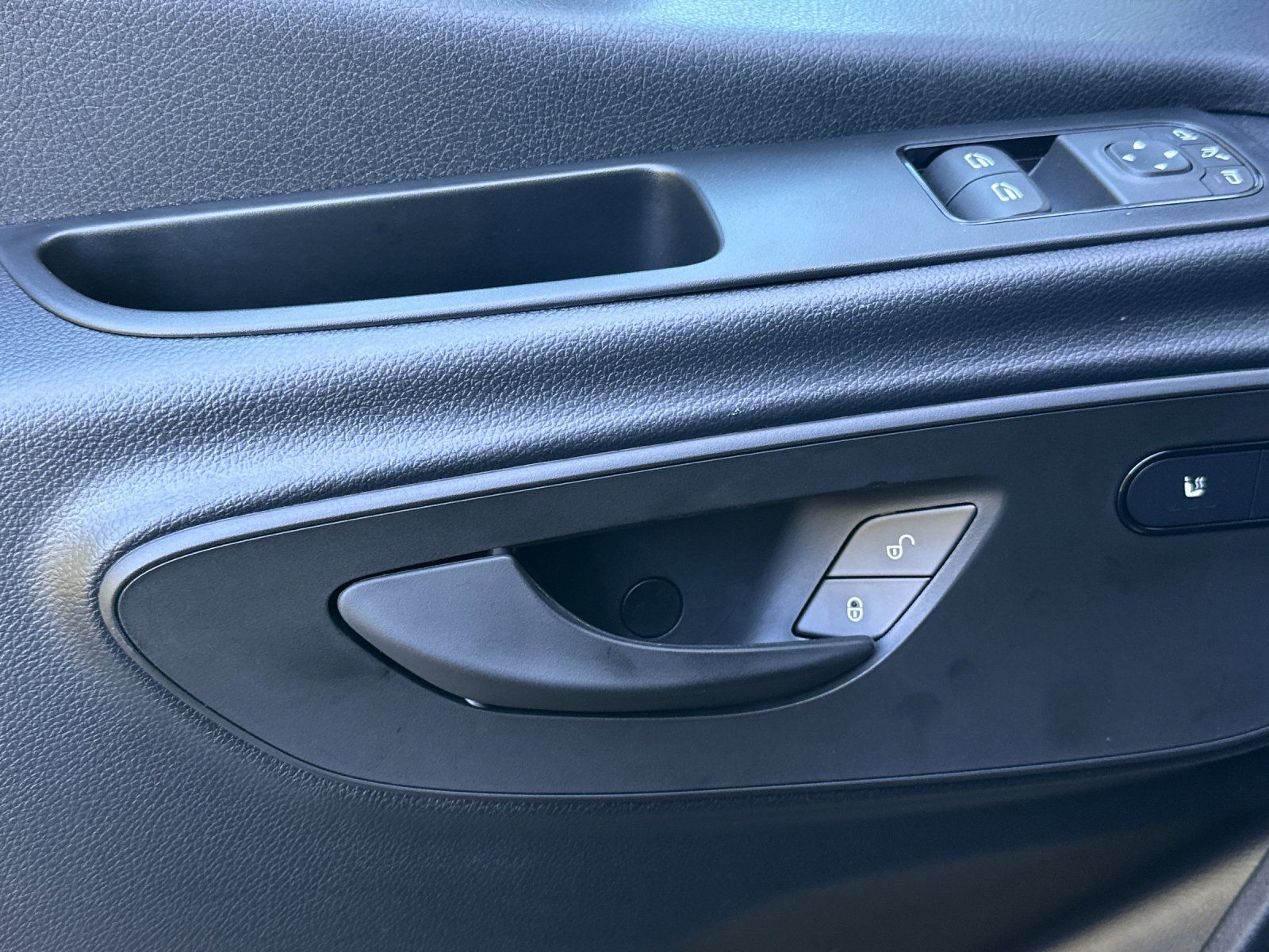 new 2026 Mercedes-Benz Sprinter 2500 car