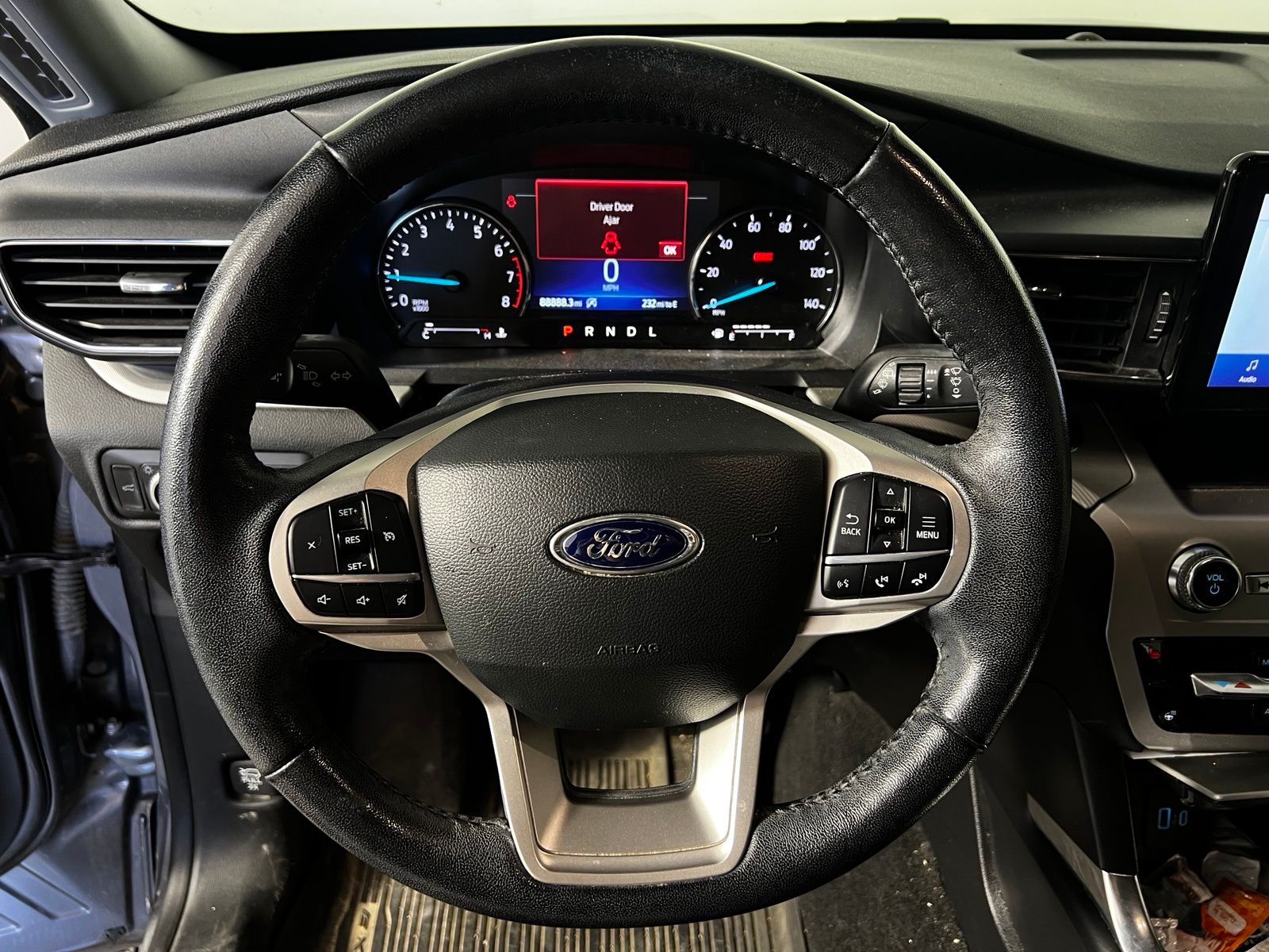 Thumbnail: 2022 Ford Explorer - 9