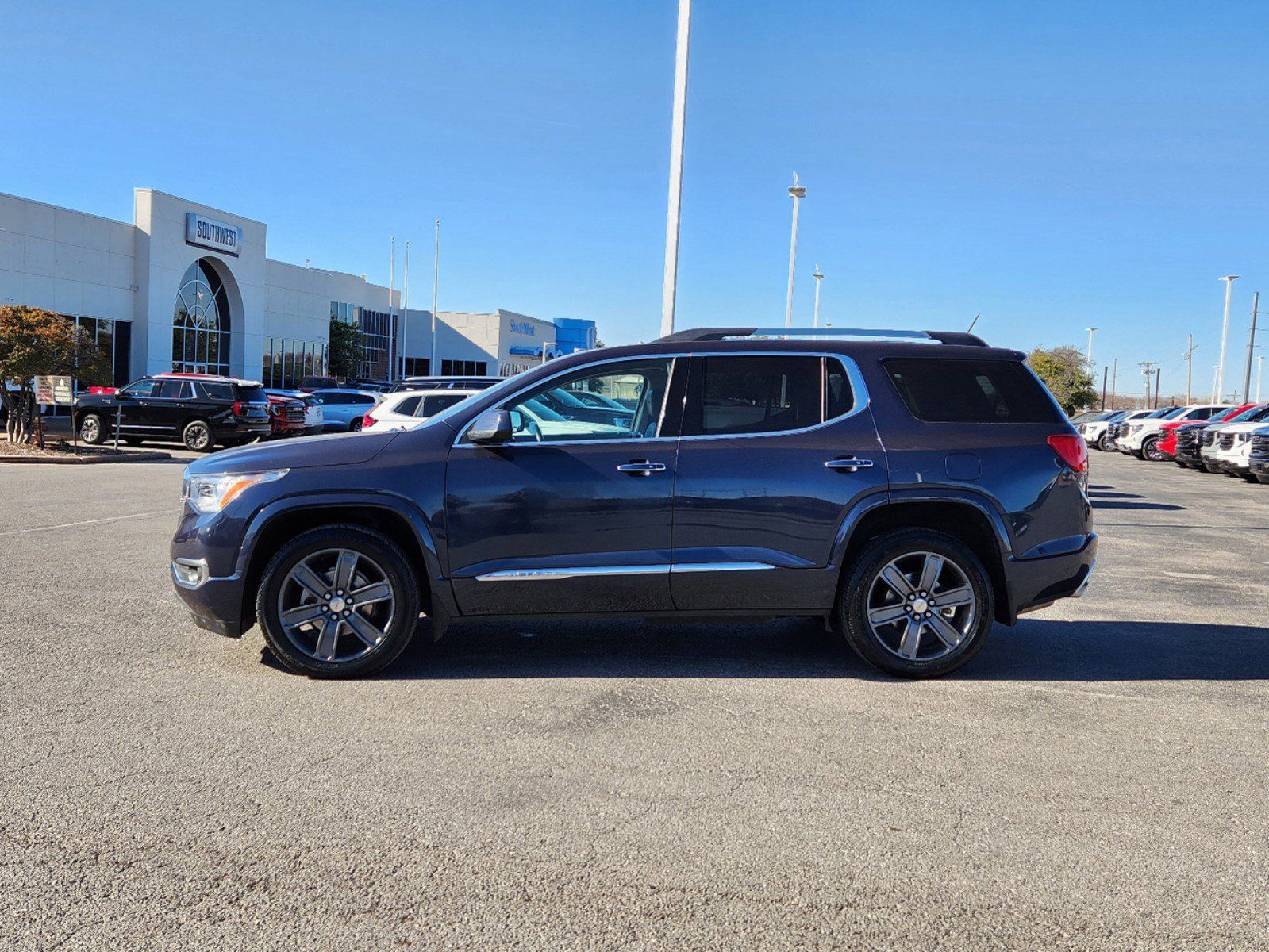 2019 GMC Acadia Denali 5