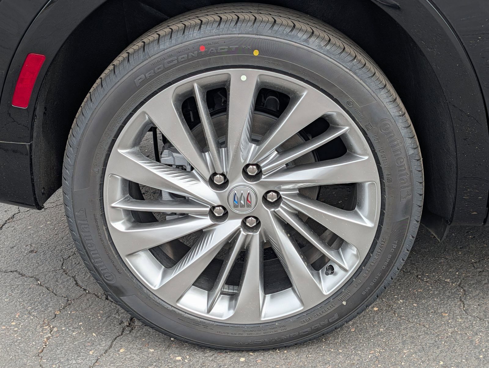 View vehicle photo 3