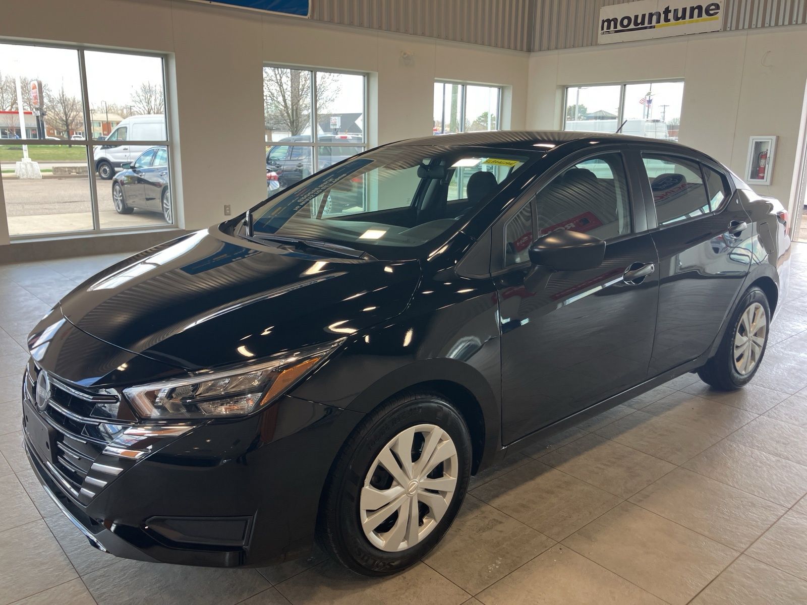  2025 Nissan Versa S FWD   