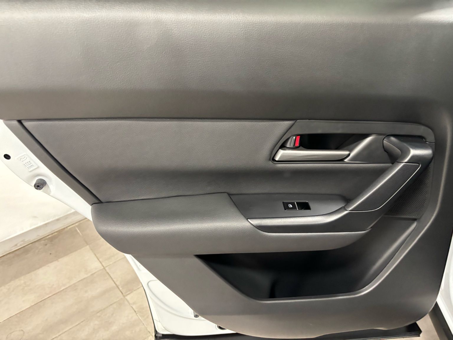 Used Car 2025 Mazda Cx-50 Hybrid  Utility Premium All Wheel Drive For Sale Under $35,000 In Austin, Texas