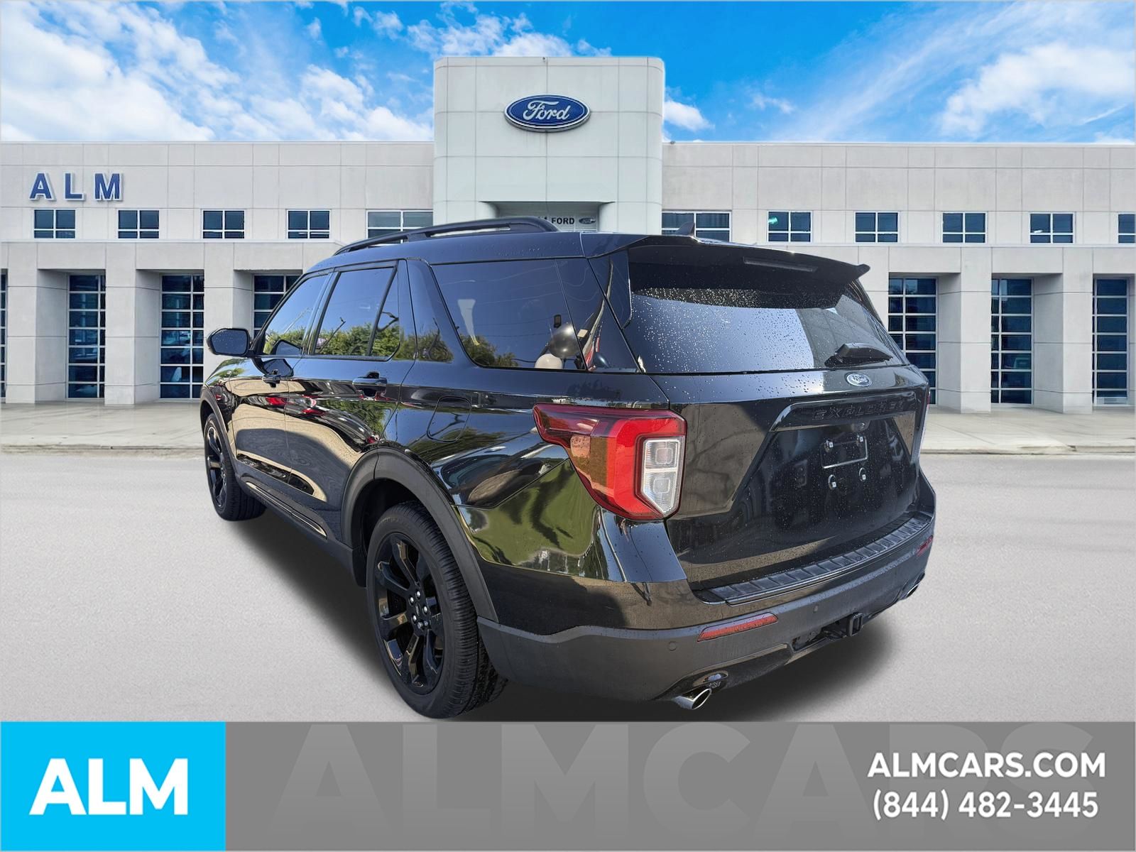 Used 2024 Agate Black Metallic Ford XLT image 9