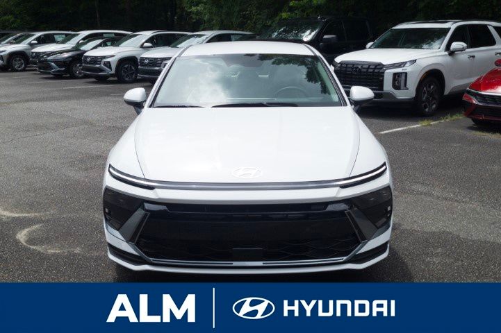 2026 Hyundai Sonata SE photo 2