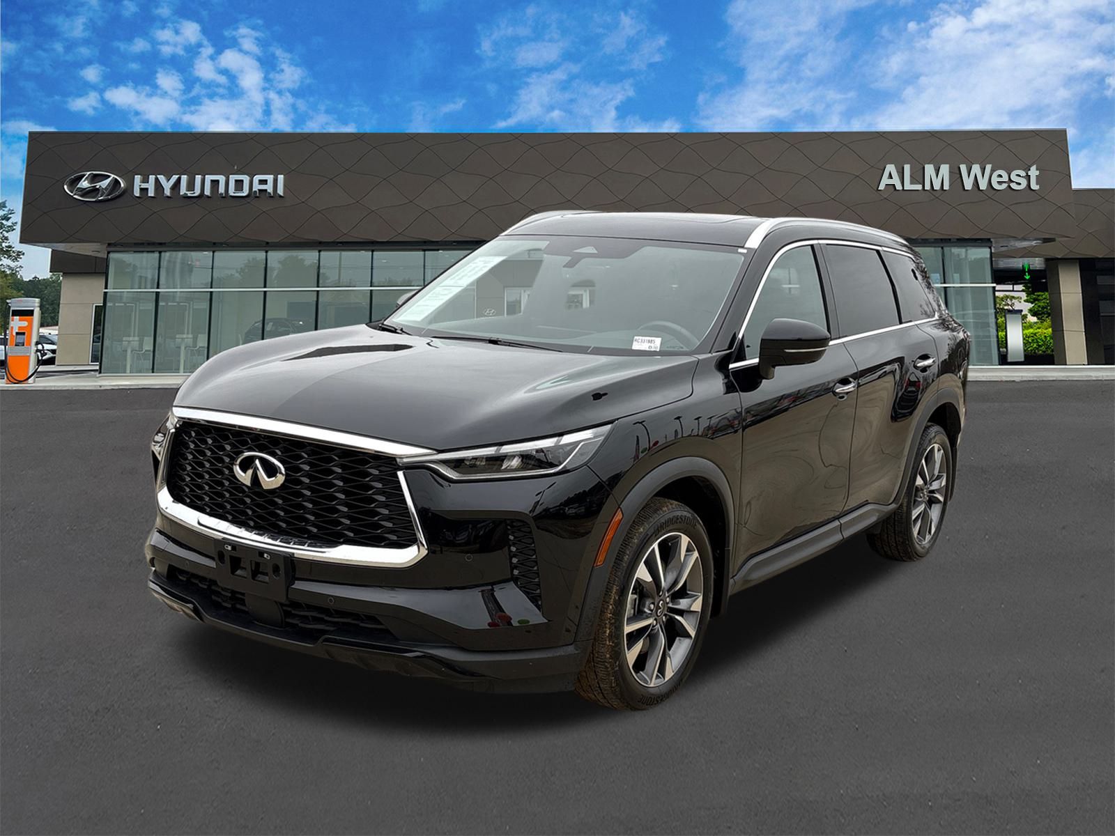 2024 INFINITI QX60 LUXE's photo