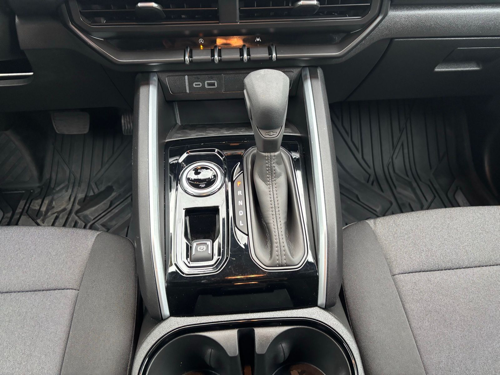 Used Car 2025 Chevrolet Colorado  Work Truck For Sale Under $35,000 In Austin, Texas