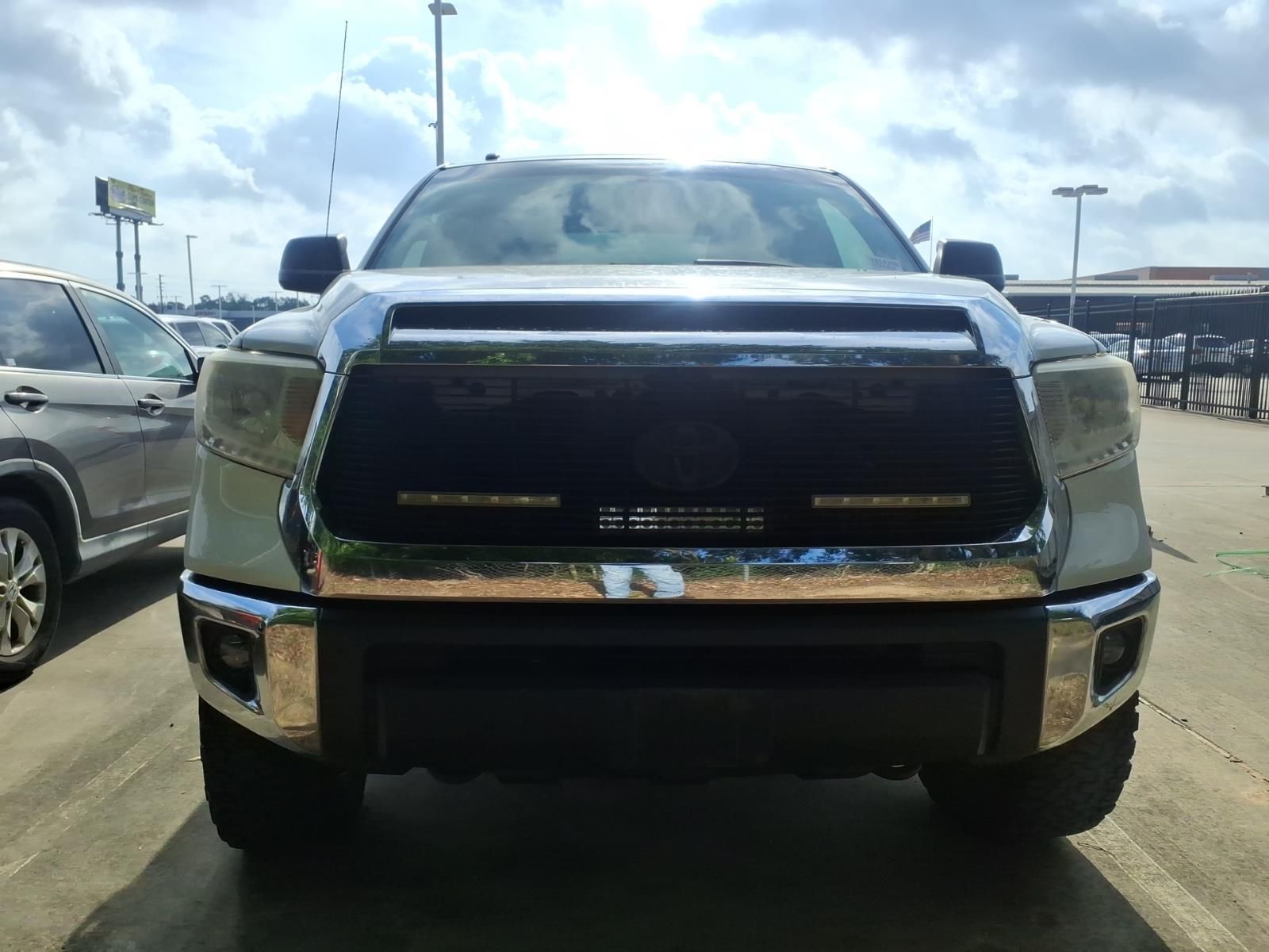 2016 Toyota Tundra SR5 White at Gullo Toyota