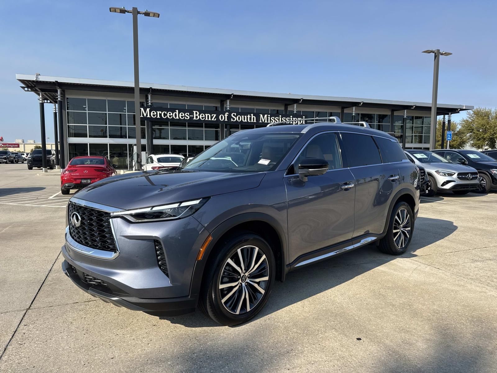 2023 INFINITI QX60 Sensory AWD