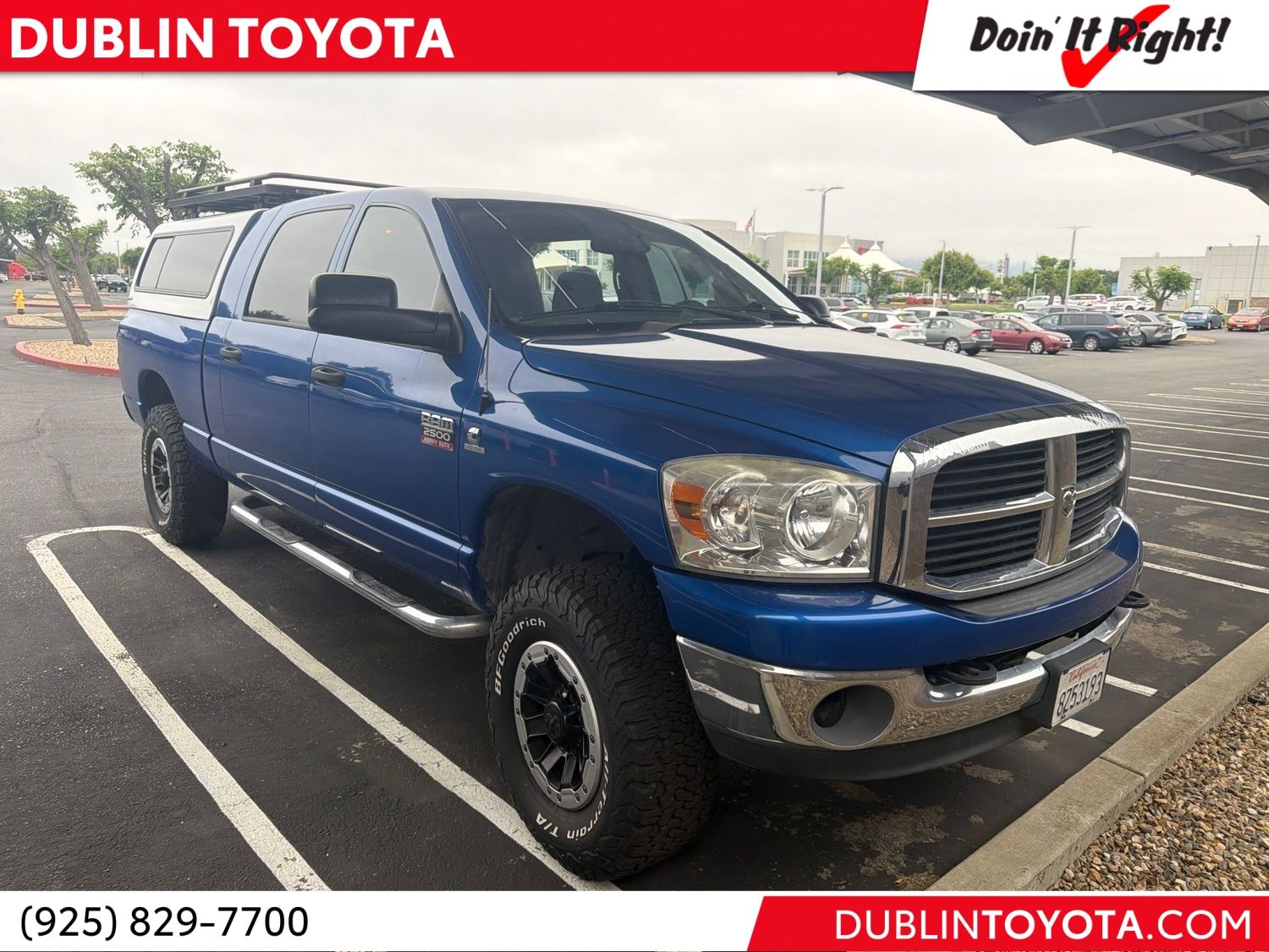 Electric Blue Pearl 2007 Dodge RAM 2500 SLT Mega Cab 4WD Pickup Truck Four-Wheel Drive 6-Speed Automatic