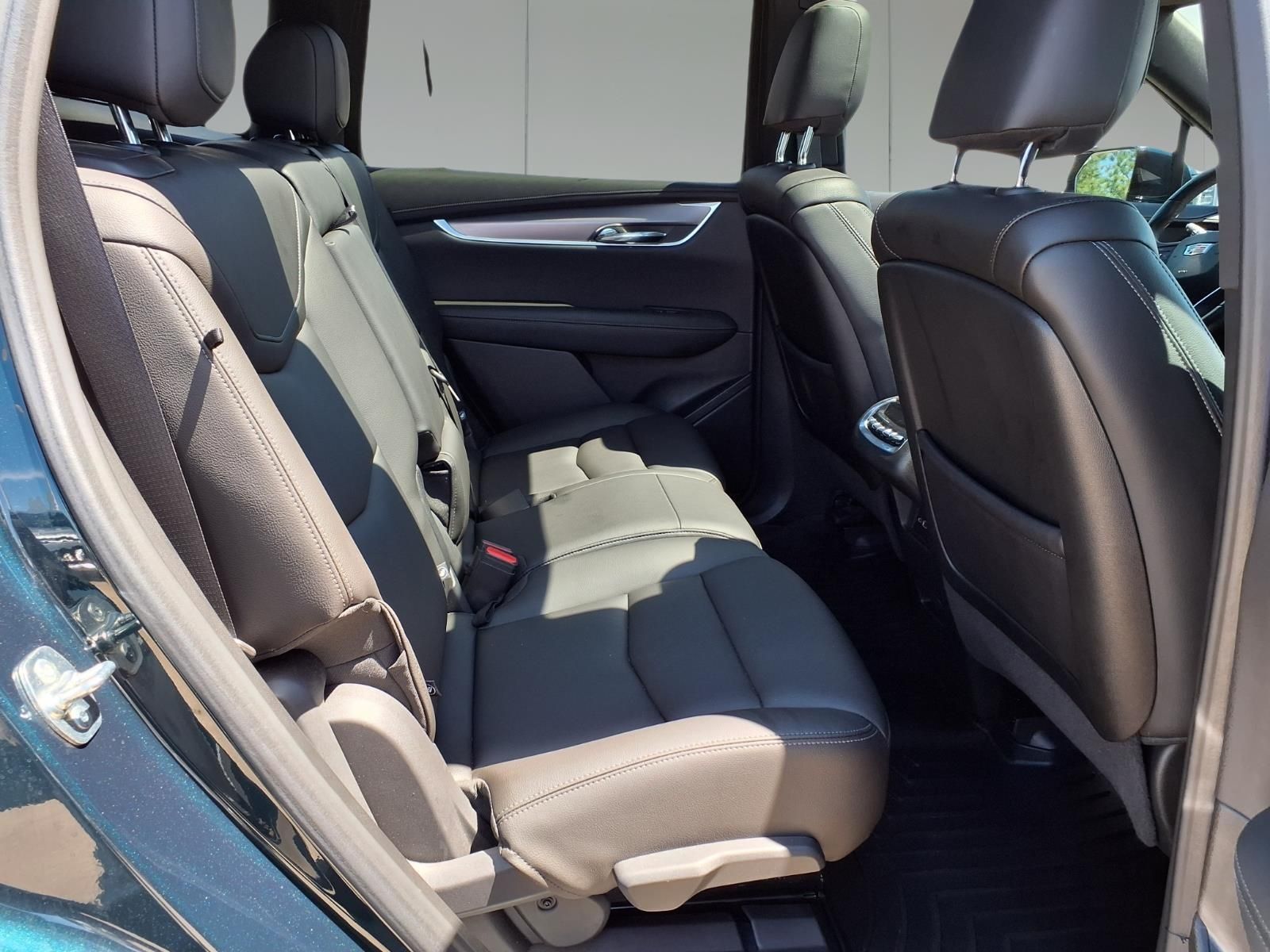 2024 Cadillac XT6 Luxury Green at Bayway Cadillac of The Woodlands