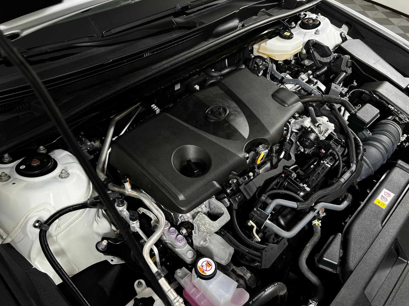 Thumbnail: 2025 Toyota Camry - 10