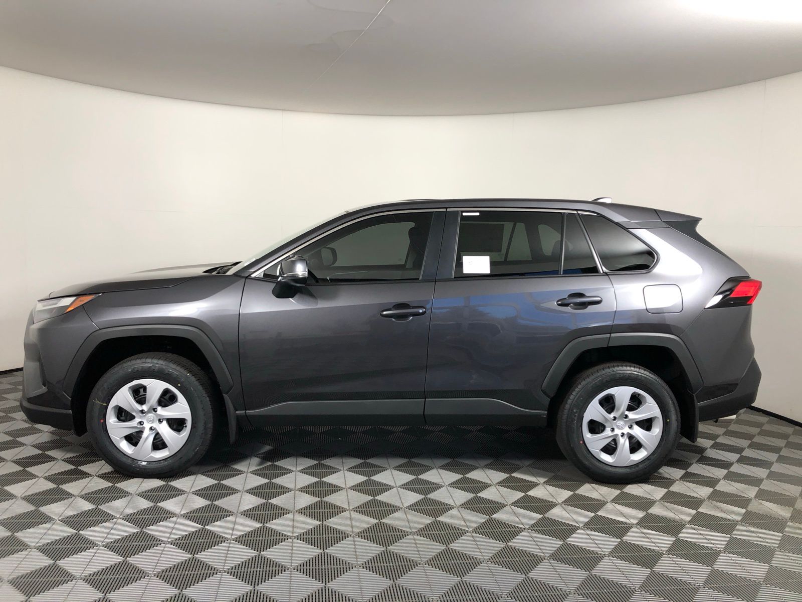 Thumbnail: 2025 Toyota RAV4 - 8