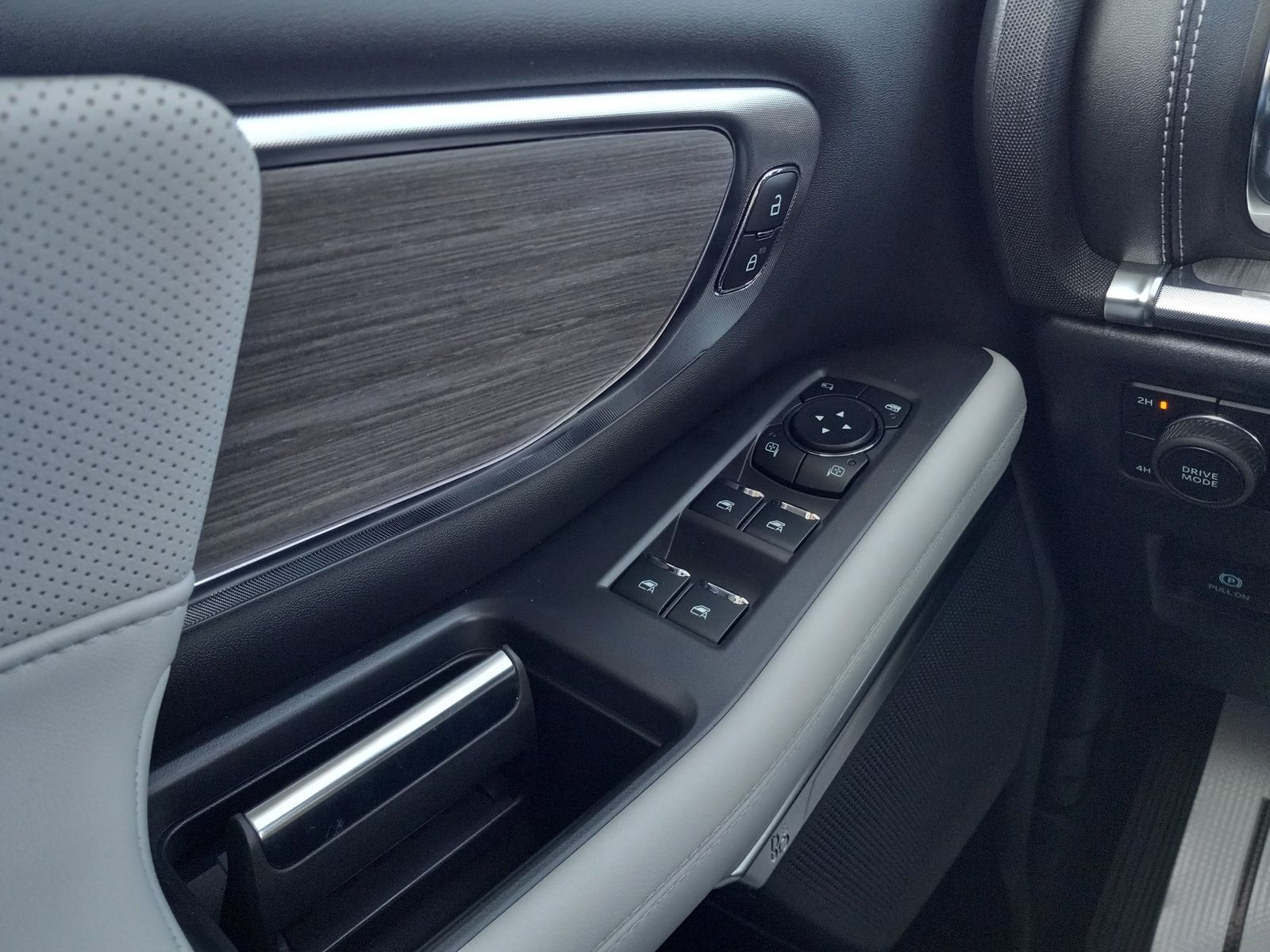 2026 Ford Expedition image 30