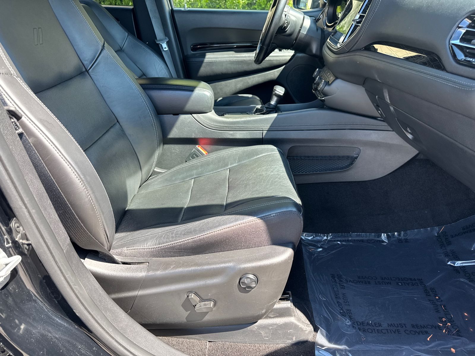 Used 2022 Black Dodge Citadel image 13