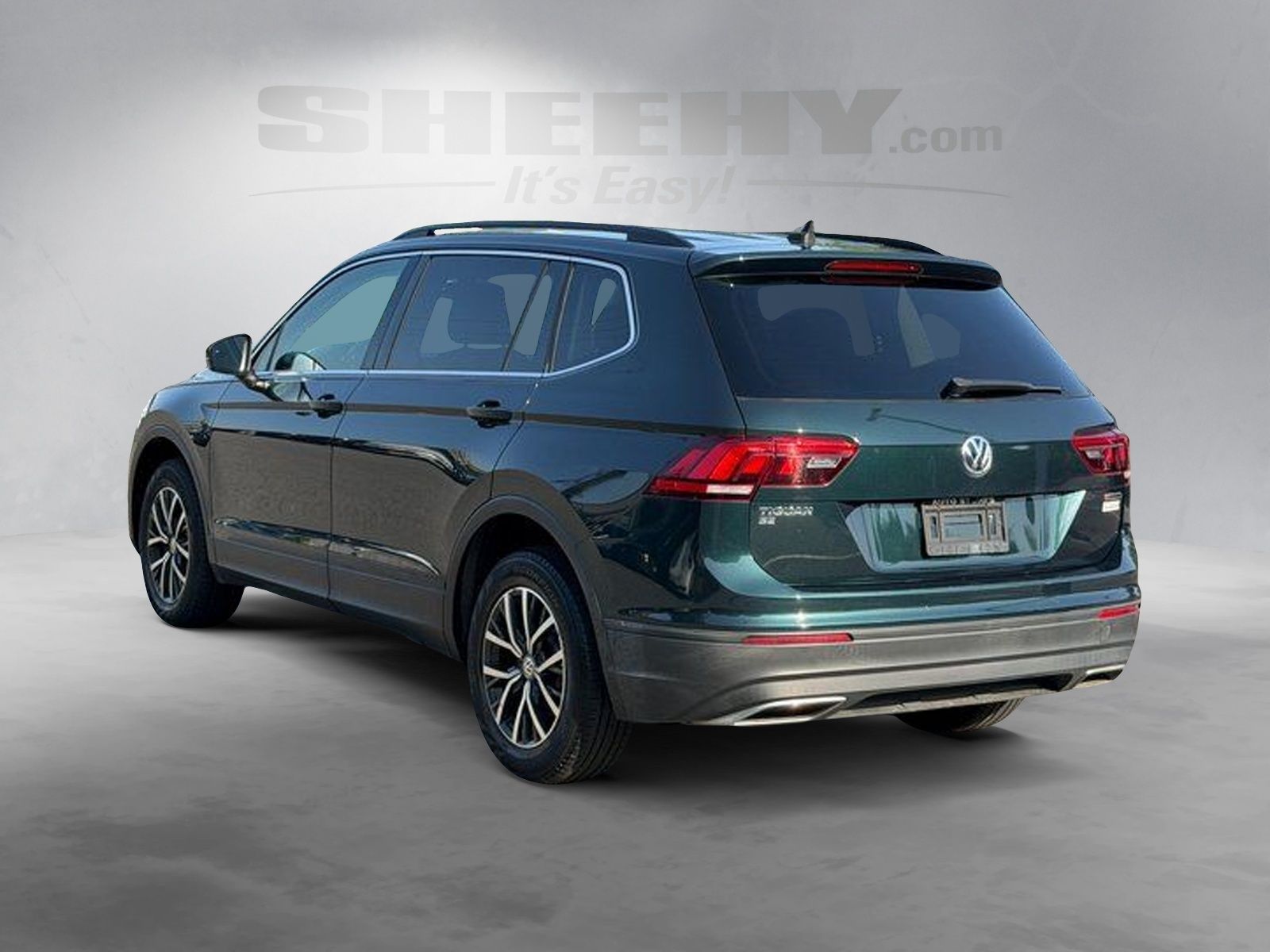 Used 2019 Green Volkswagen 2.0T SE image 14