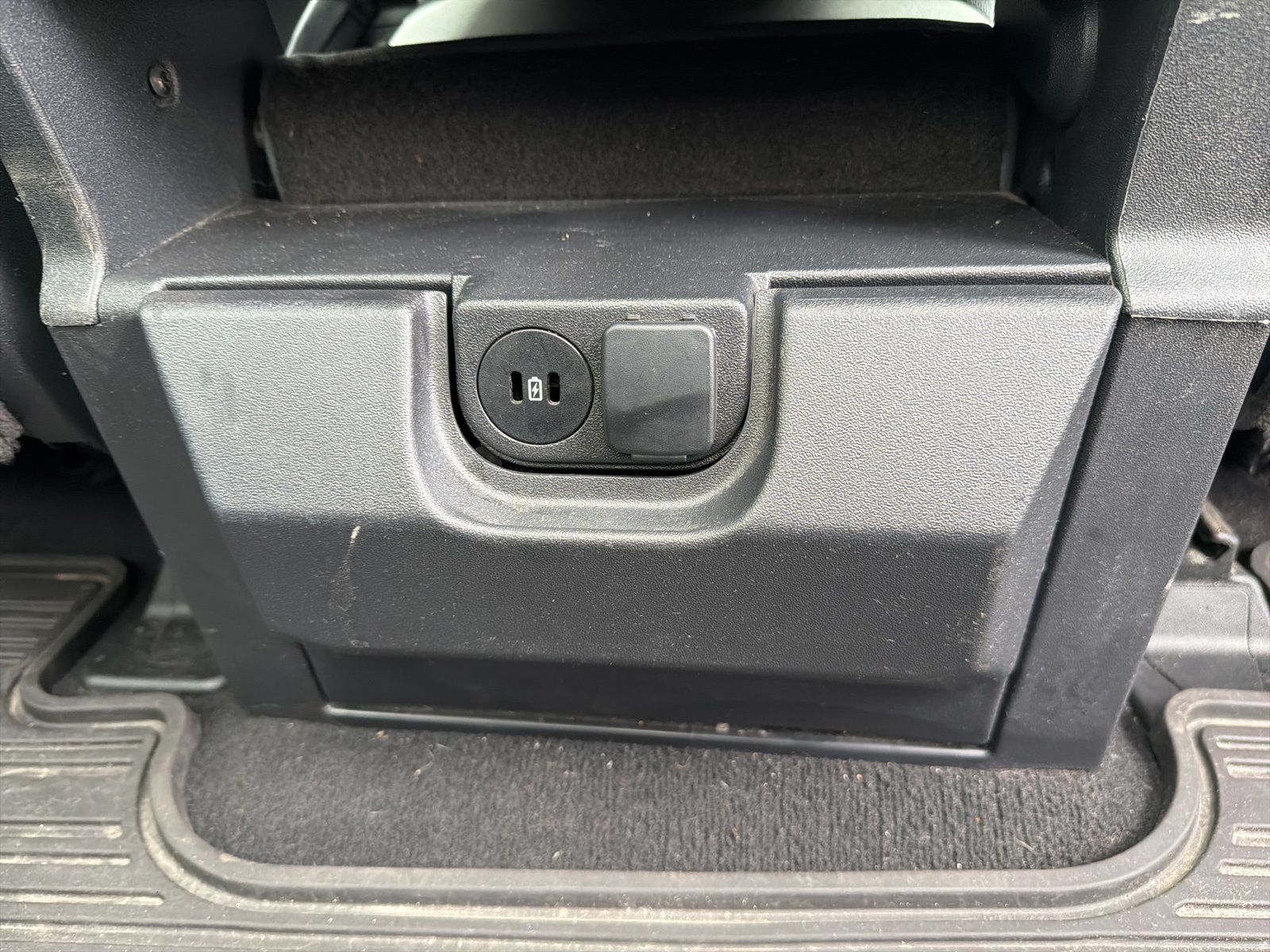 Used 2023 Black Ford XLT image 20