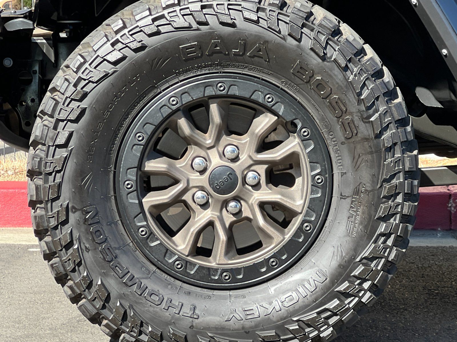 2023 Jeep Wrangler Rubicon 392 — full photo 25 of 28