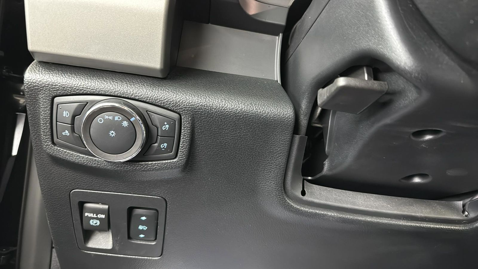 Used Car 2020 Ford F-150  Lariat For Sale Under $40,000 In Austin, Texas