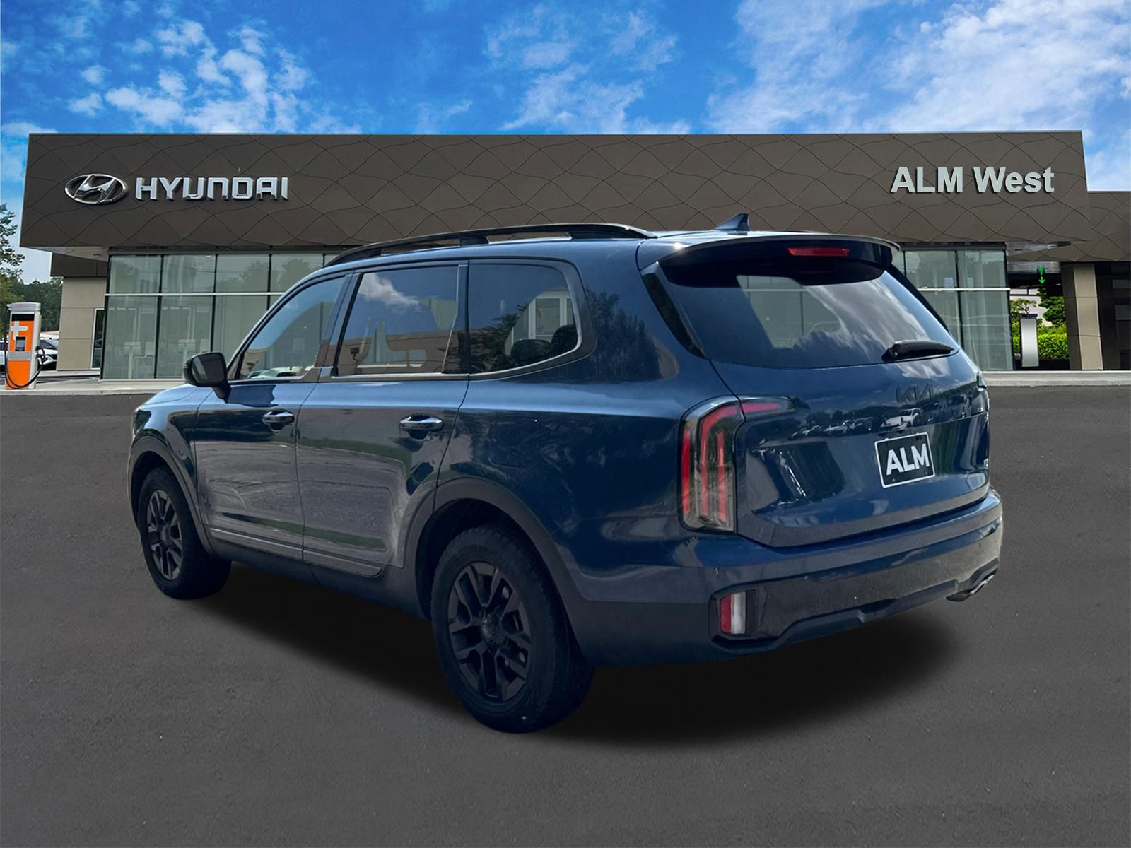 Used 2025 Black Kia EX X-Pro image 7