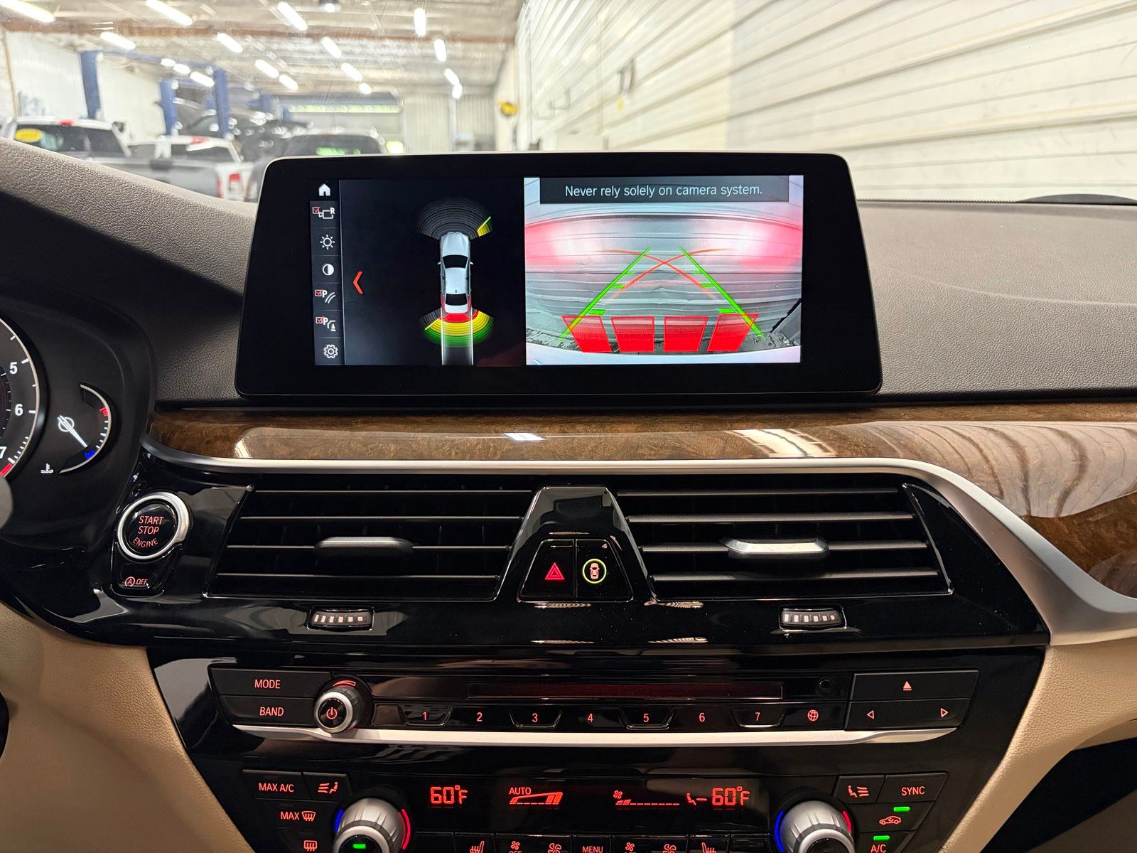 2018 BMW 5 Series 530i - Photo 19