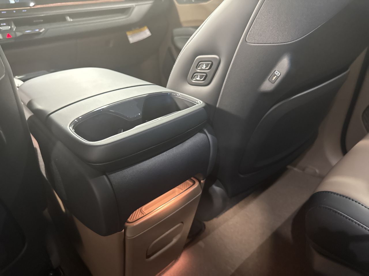 2026 Kia EV9 GT-Line AWD photo 25