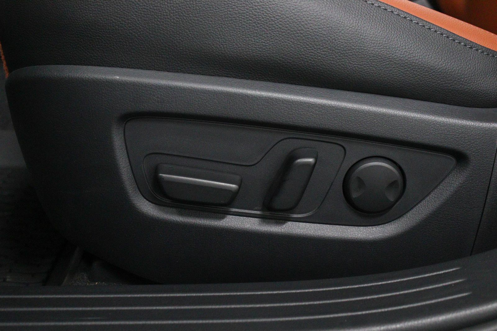 New Car 2025 Mazda Cx-50  2.5 Turbo Meridian Edition For Sale Under $50,000 In Austin, Texas