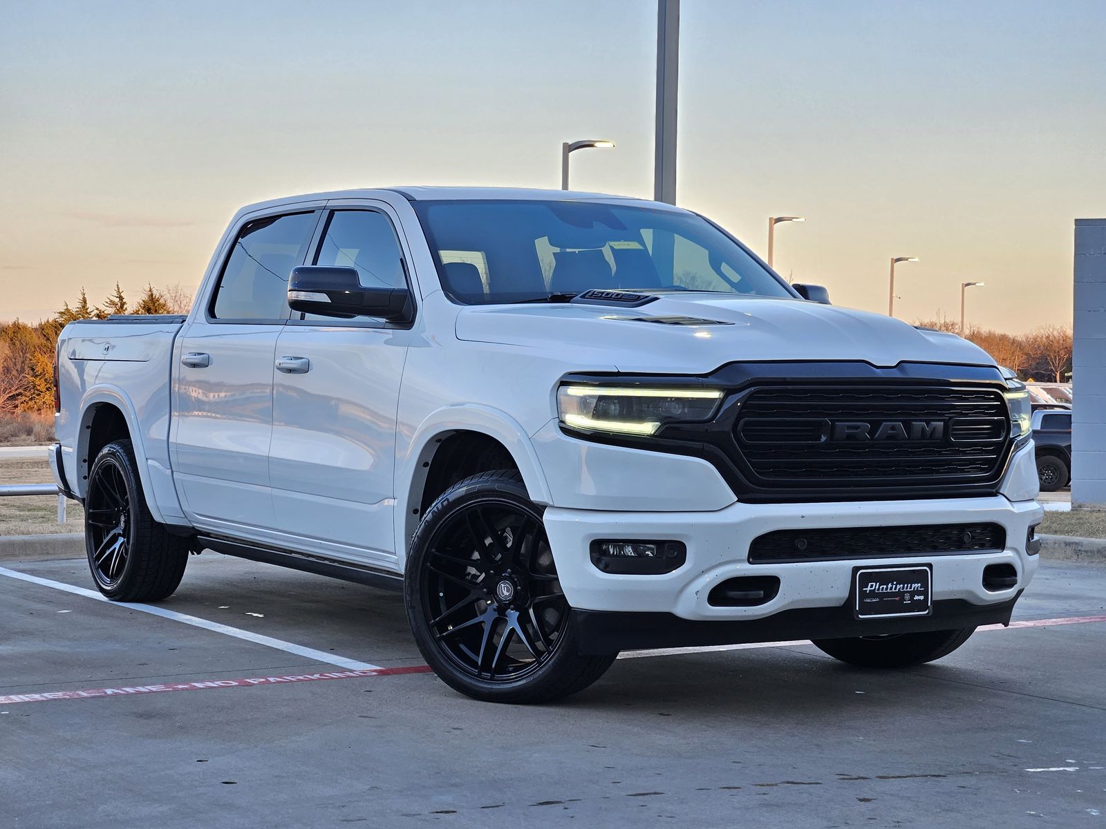 2022 RAM 1500 Limited Crew Cab 4WD