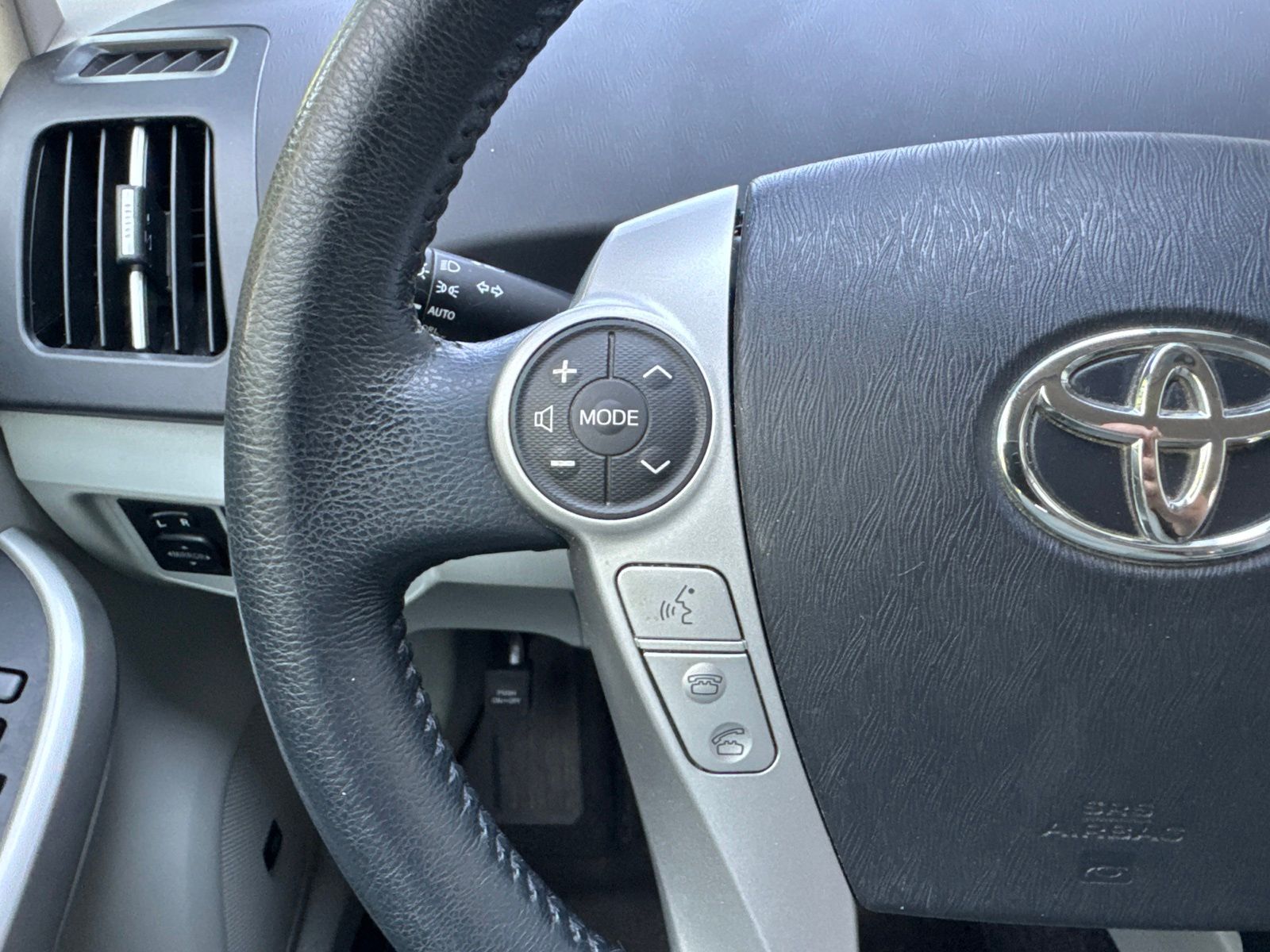 Used 2015 Winter Gray Metallic Toyota Four image 24