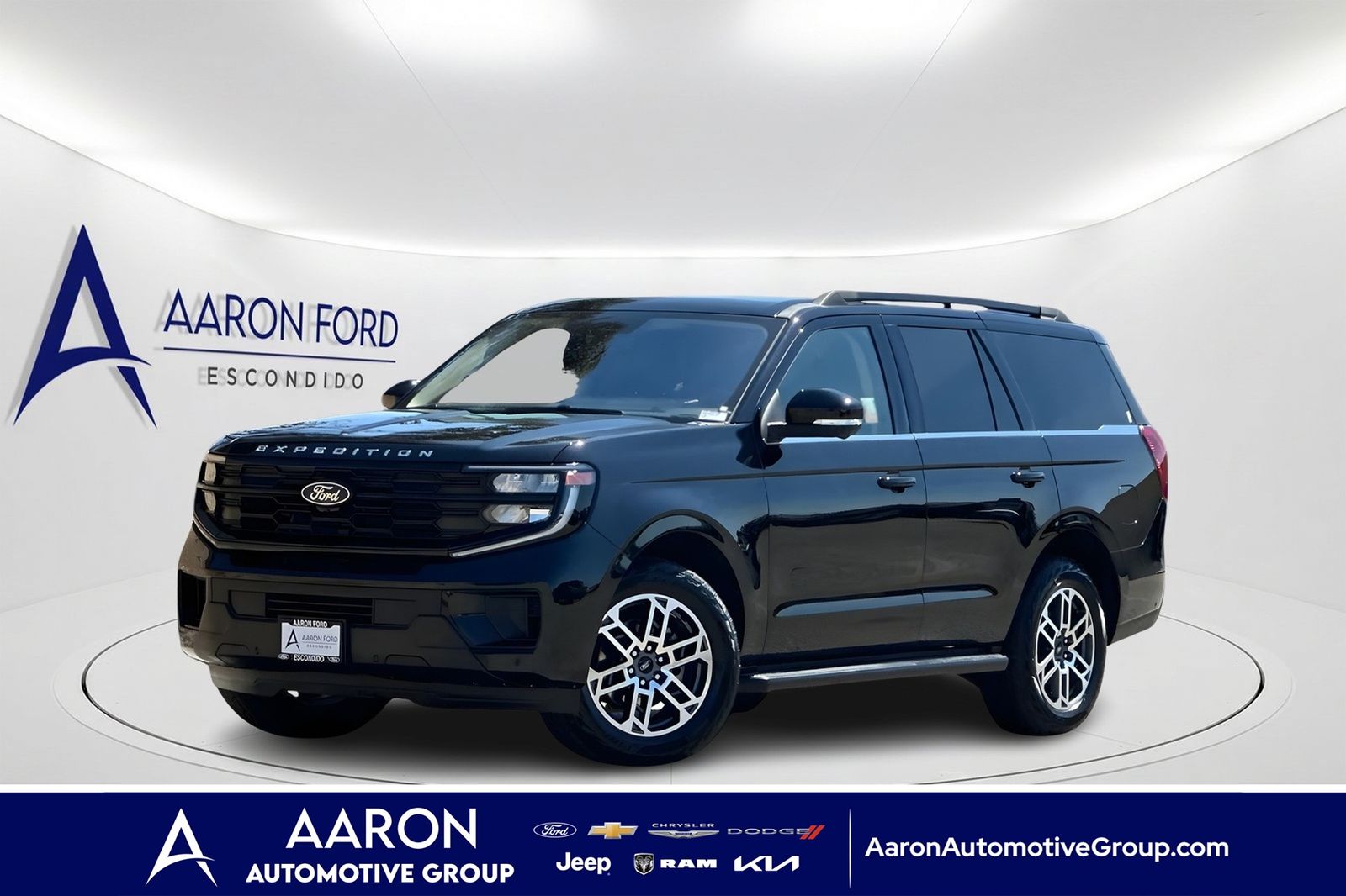 Black Metallic 2025 Ford Expedition SUV / Crossover Four-Wheel Drive Automatic