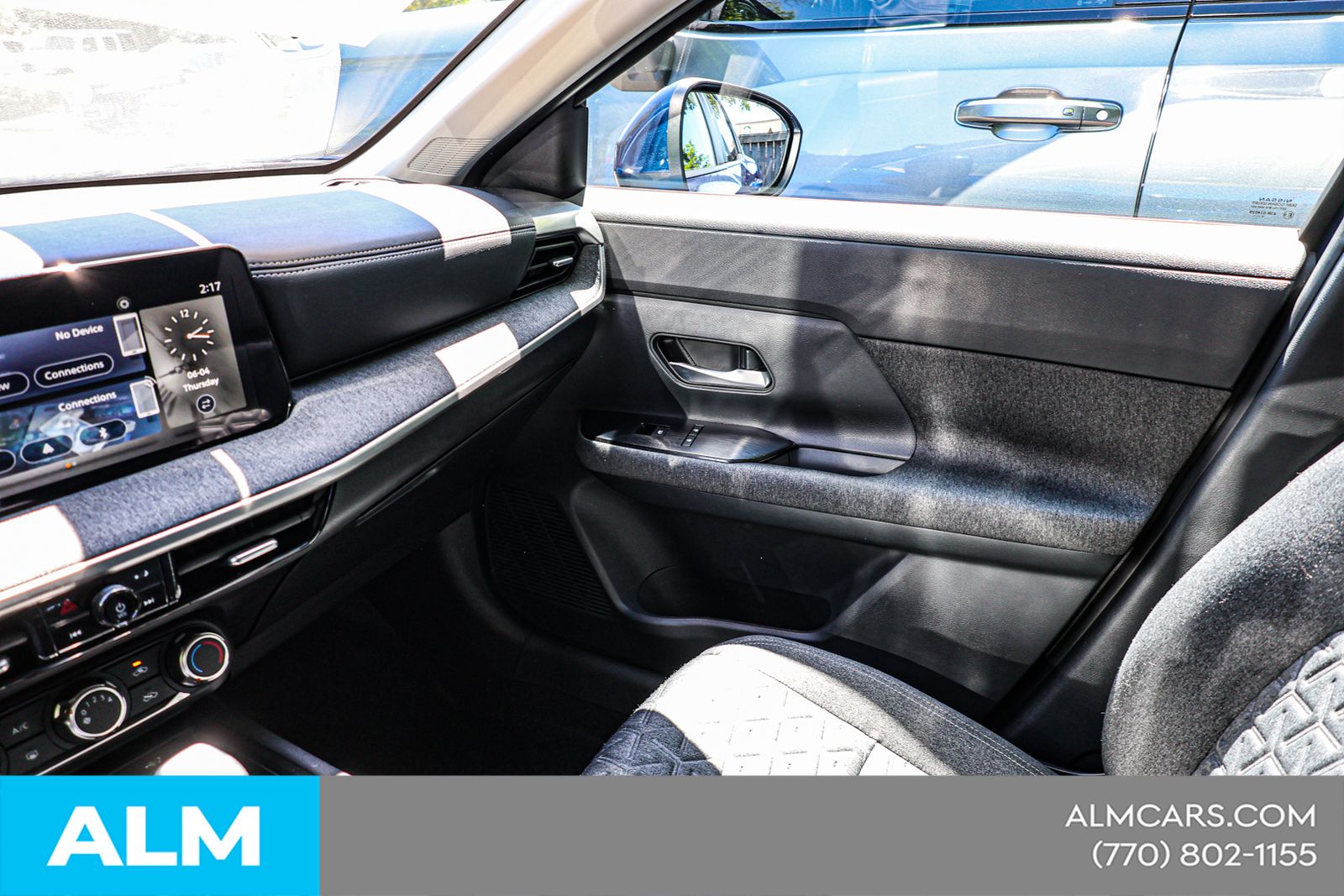 Used 2025 Blue Nissan SV image 38