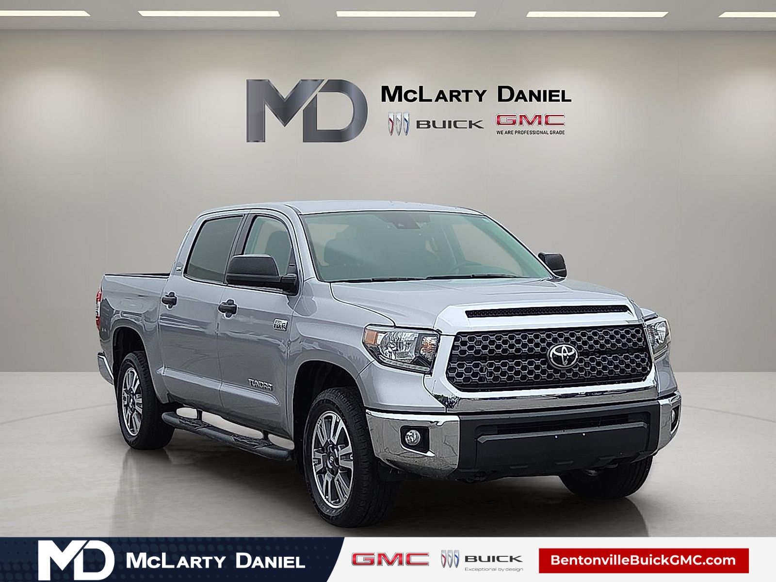 Silver Sky Metallic 2020 Toyota Tundra SR5 CrewMax 4WD Pickup Truck Four-Wheel Drive 6-Speed Automatic