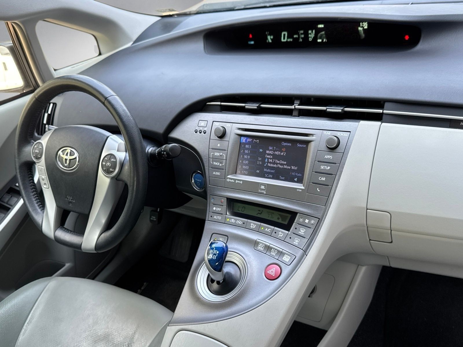 Used 2015 Winter Gray Metallic Toyota Four image 3
